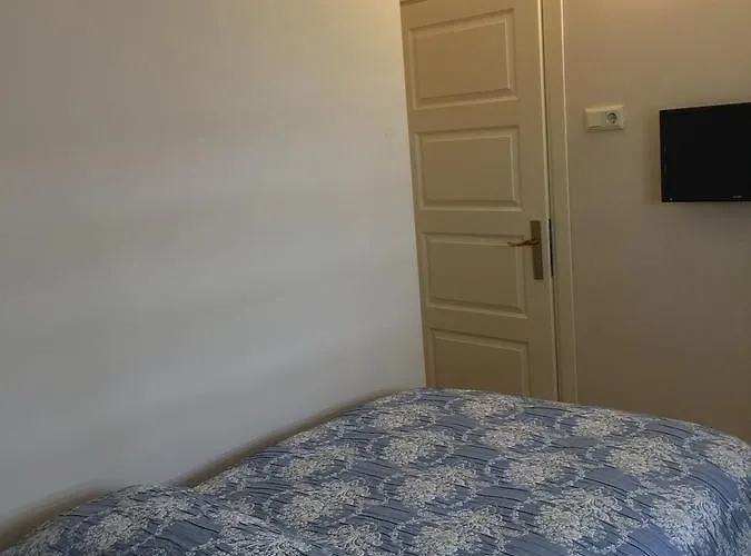 Hisar & Lägenhetshotell 3*